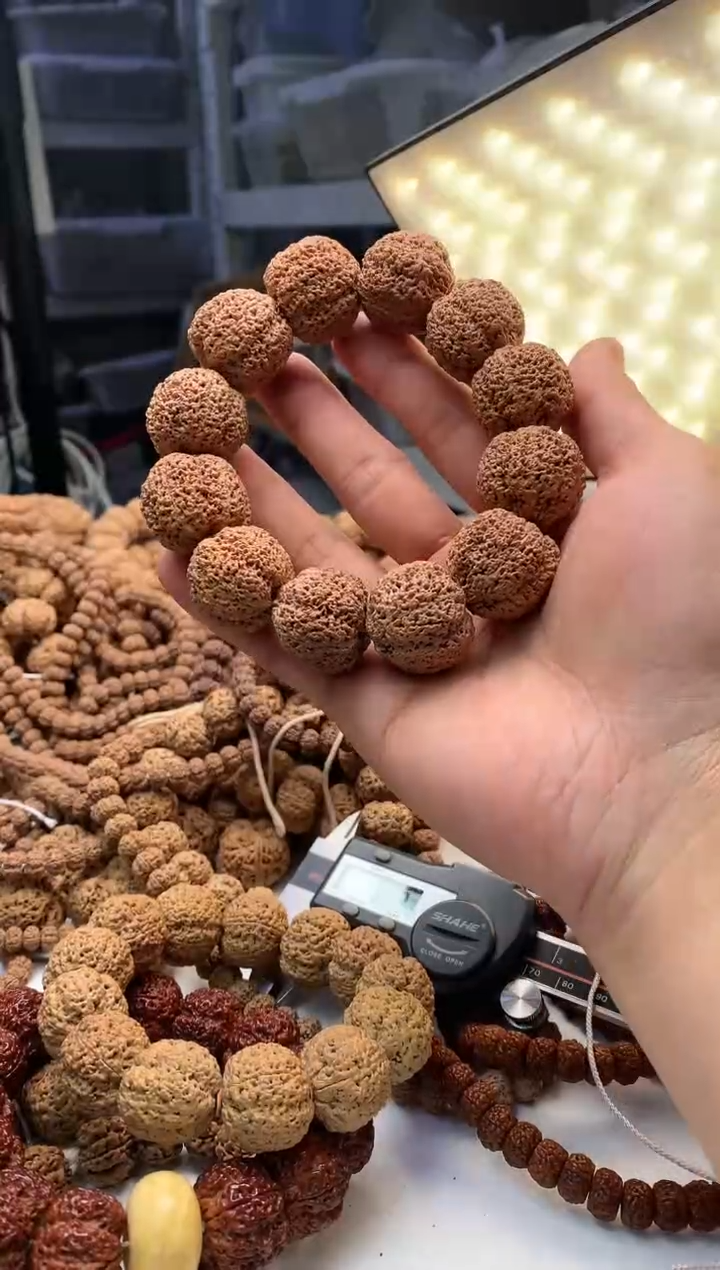 【闪购商品】金刚菩提吊坠1799999999