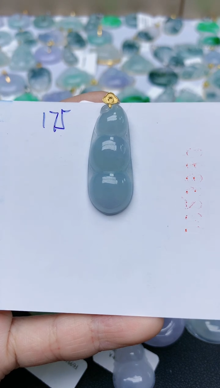 【闪购商品】翡翠颈饰18K金镶嵌天然翡翠A货    