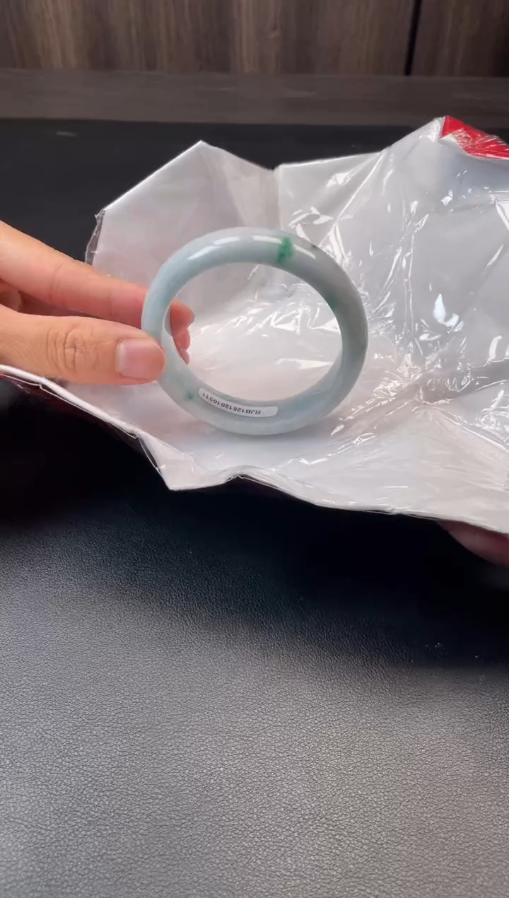 未镶嵌手镯翡翠997