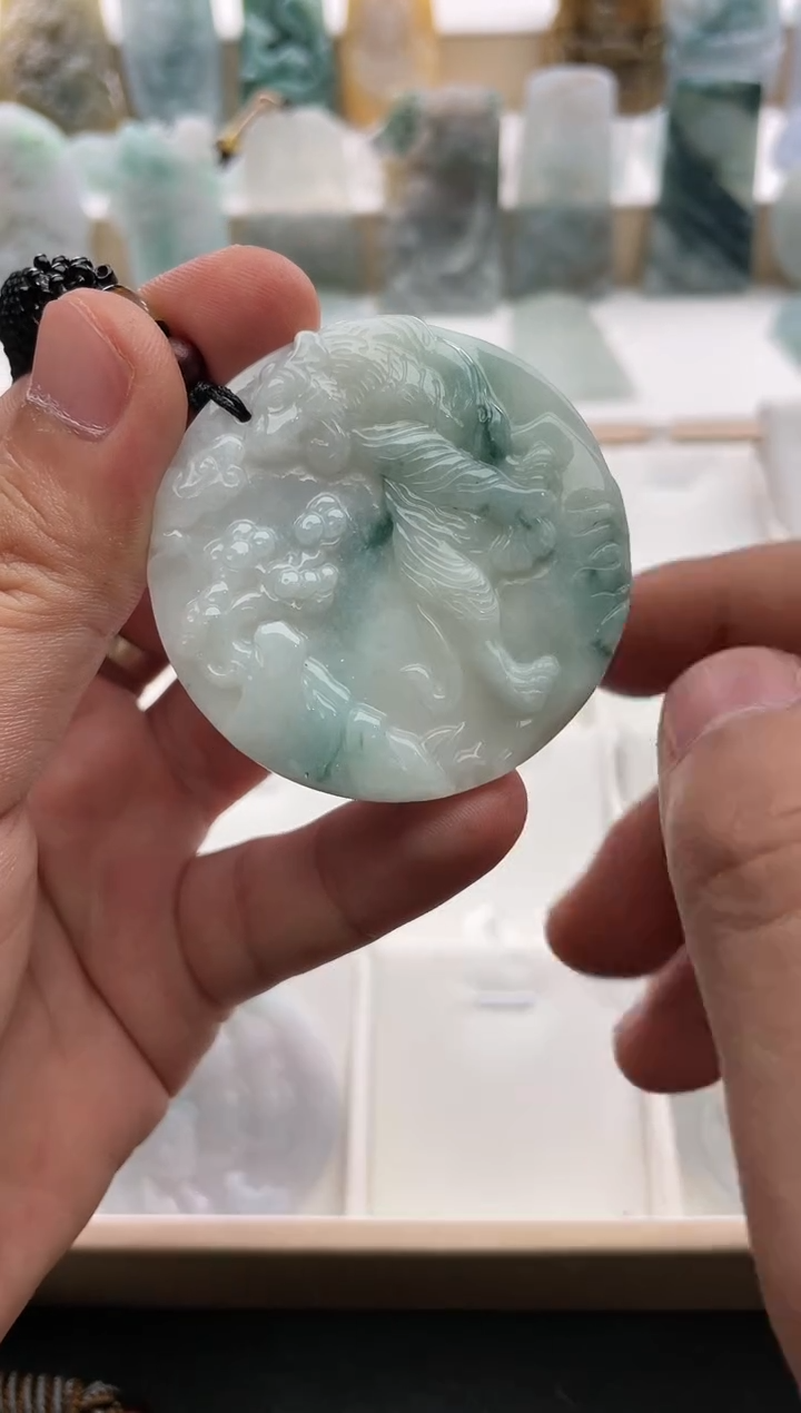 【闪购商品】翡翠颈饰未镶嵌..../1/16/213