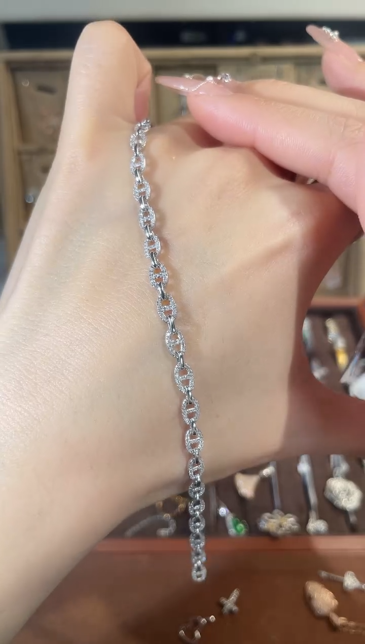 【闪购商品】钻石手链18K金镶嵌【月下高定】猪鼻子手链