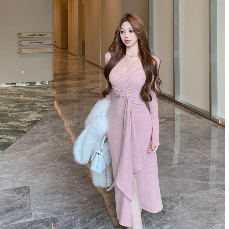 法式气质别致绝美设计感V领扭结女绑带长裙仿羊绒长袖收腰裙子冬