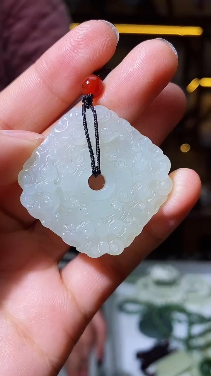 【闪购商品】和田玉挂件未镶嵌1