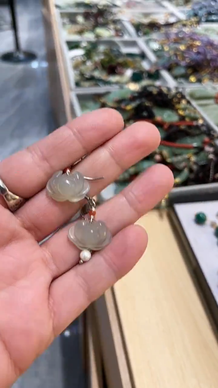 【闪购商品】蛇纹石玉耳饰未镶嵌耳饰