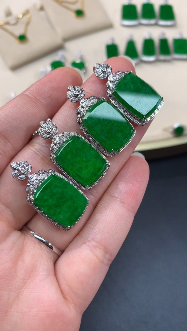 【闪购商品】翡翠吊坠(不含链)18K金镶嵌A94|多样性发其一5999