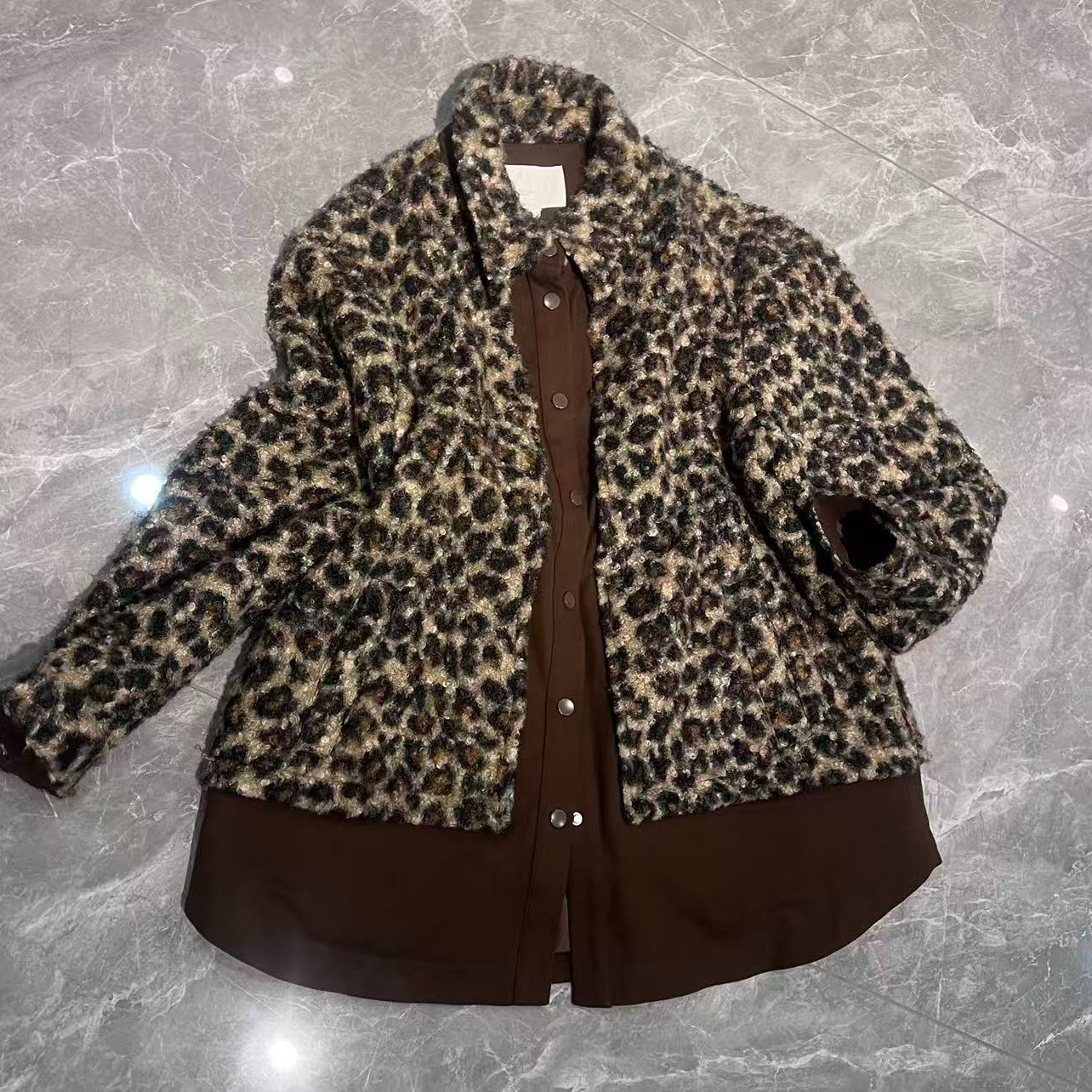 时尚大码豹纹外套