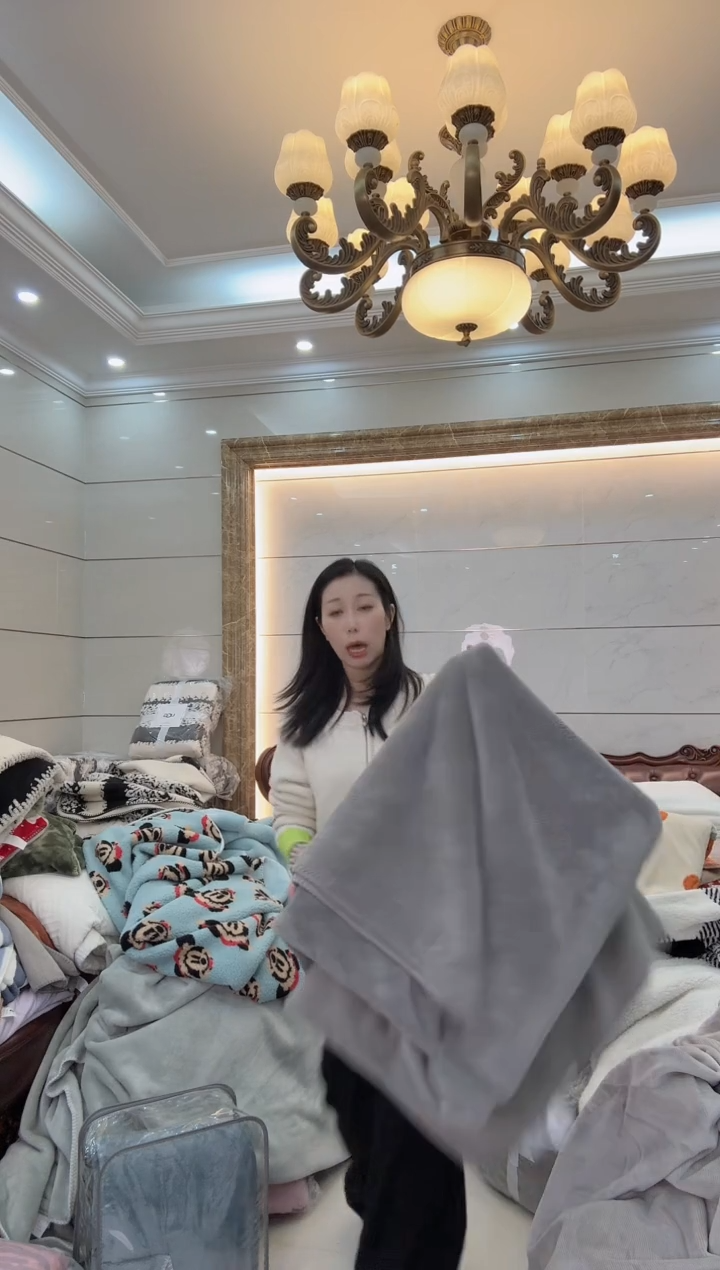 羊驼毛雨*2.2*2.4GUU灰色床单