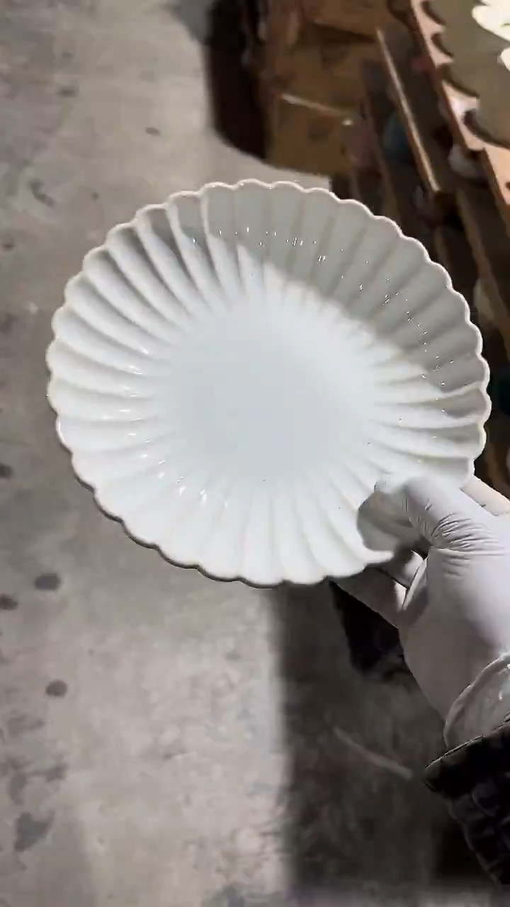 陶瓷天目菊8英寸深盘微瑕 凑满20元包邮