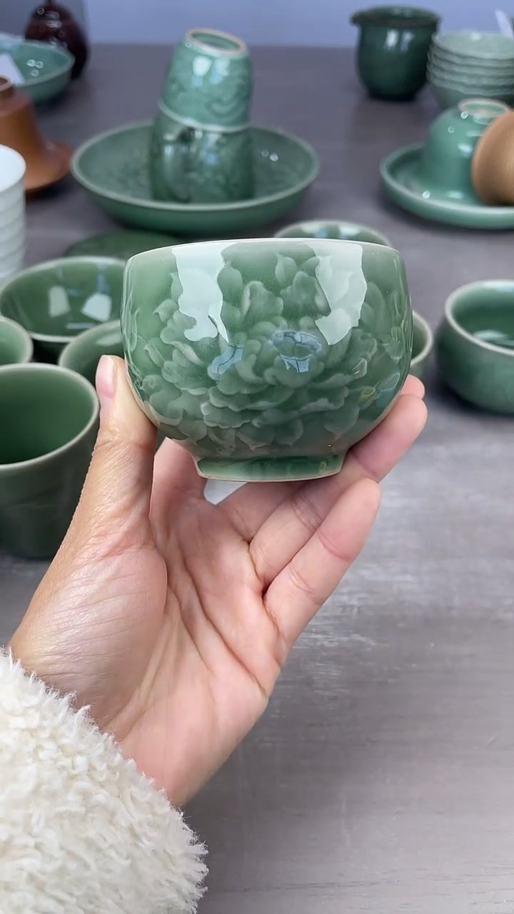 青瓷仓储清仓福利微瑕牡丹