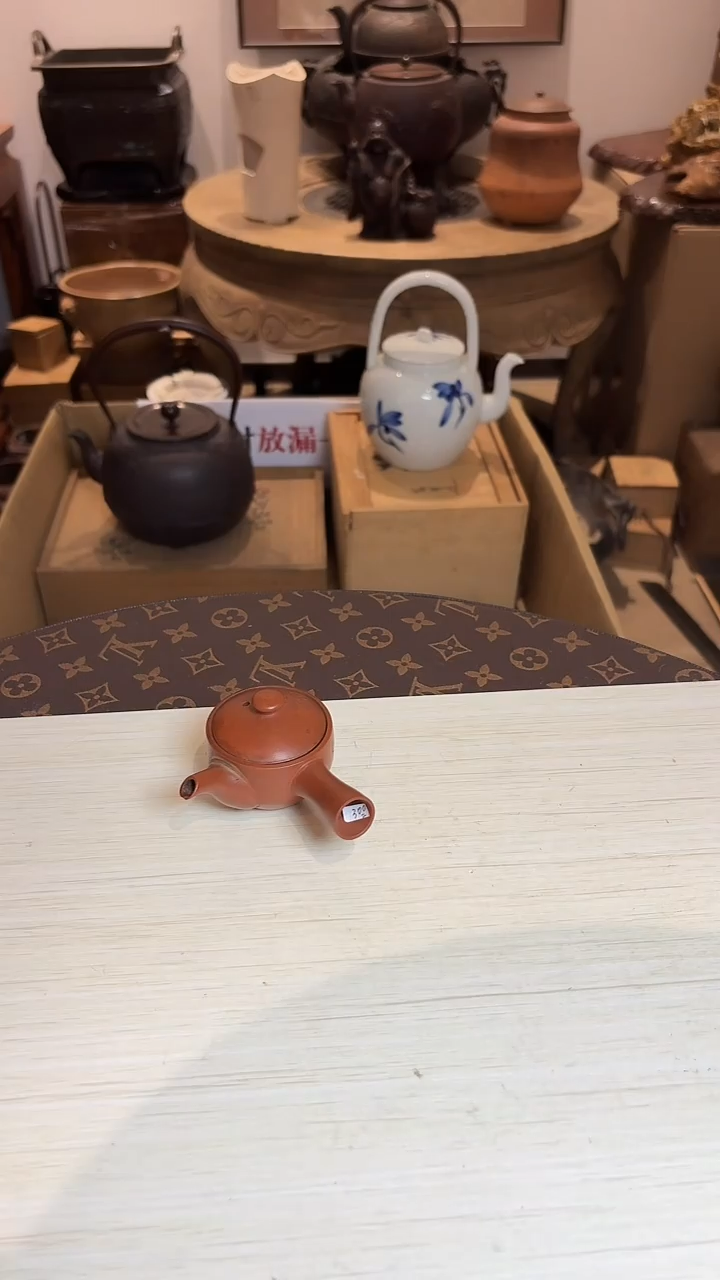 回流产品，孤品难求，有磨损正常，慎拍