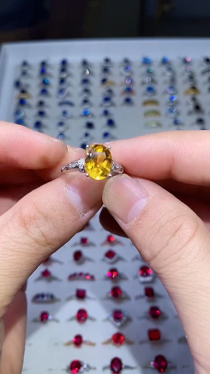 【闪购商品】黄晶戒指银S925镶嵌........