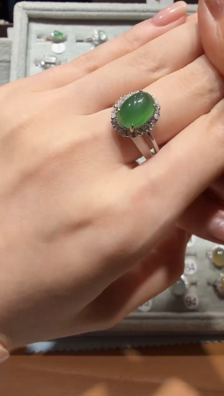 银S925镶嵌戒指翡翠925银镶缅甸A货翡翠戒指