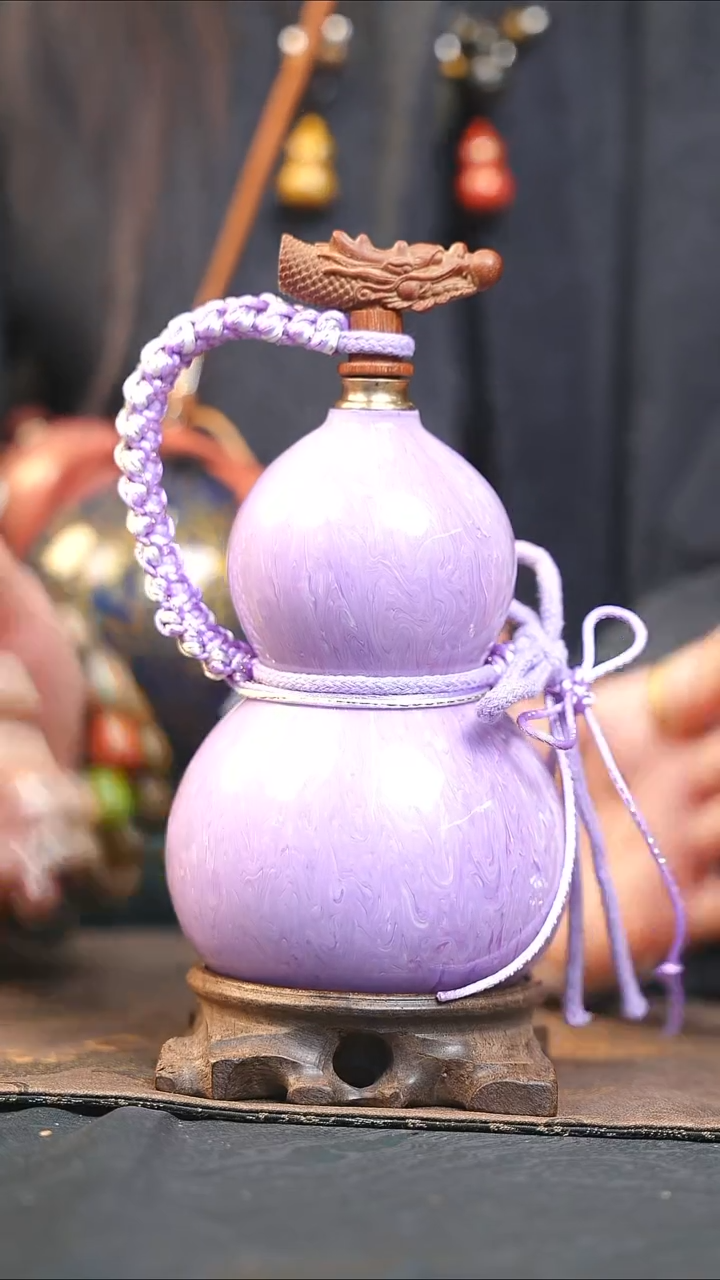 【闪购商品】XH127漆艺酒葫芦不包手串及旋转底座