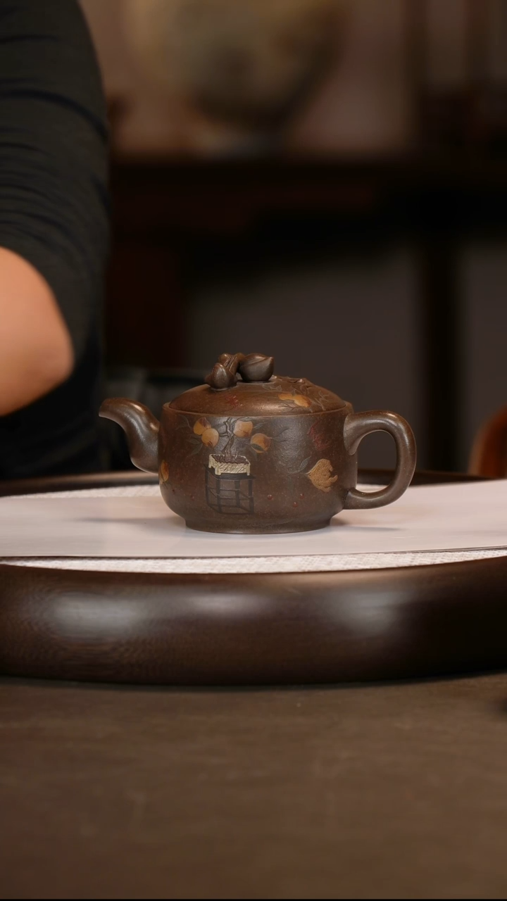  【潘洪均】婉桃 250c +鹤杯+松鹤画+对杯