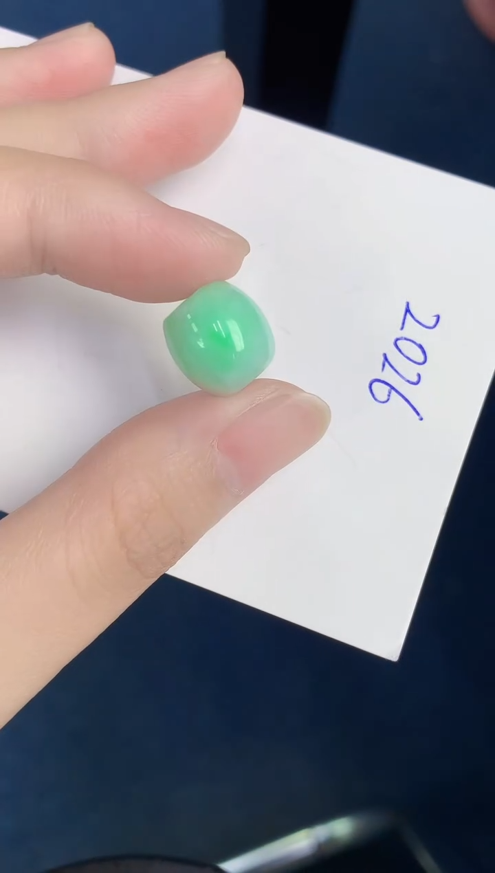 颈饰未镶嵌翡翠天然翡翠缅甸A货