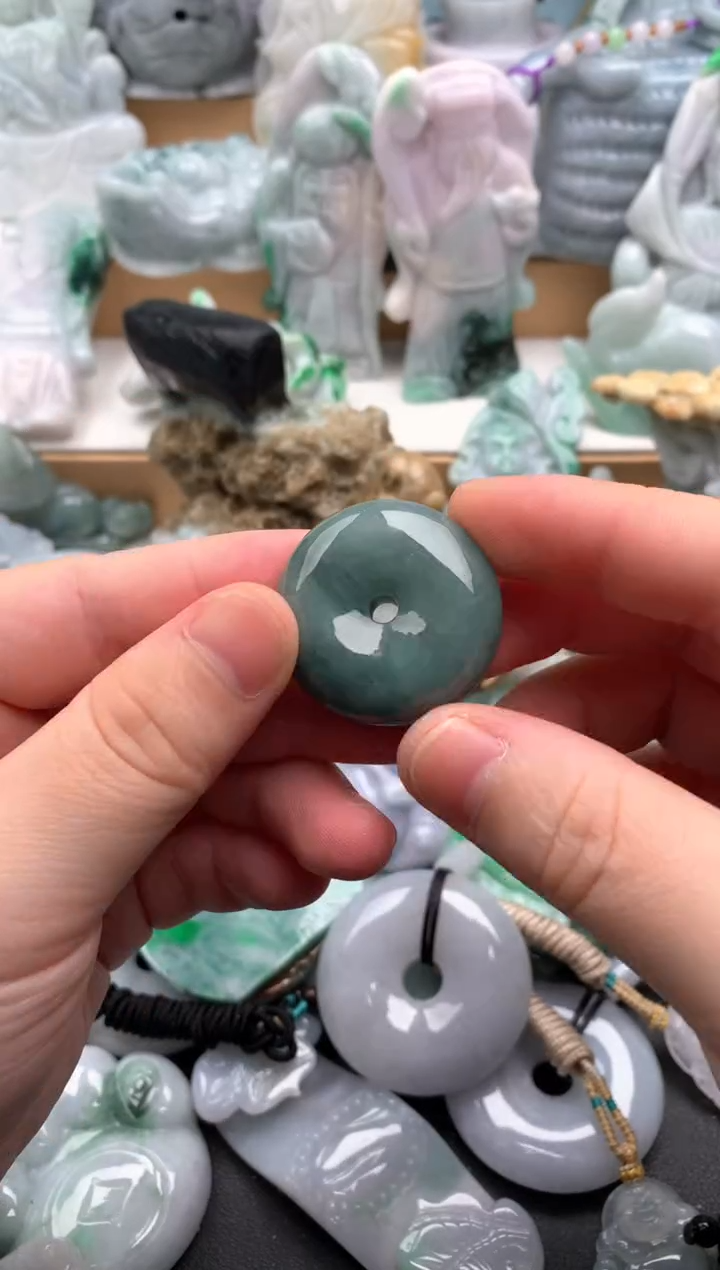 吊坠(不含链)未镶嵌翡翠1