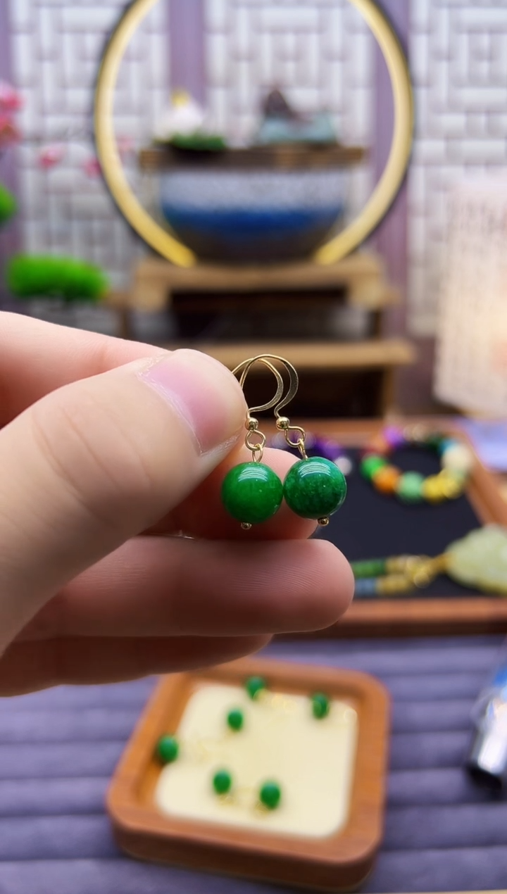 翡翠14K金镶嵌耳饰E02