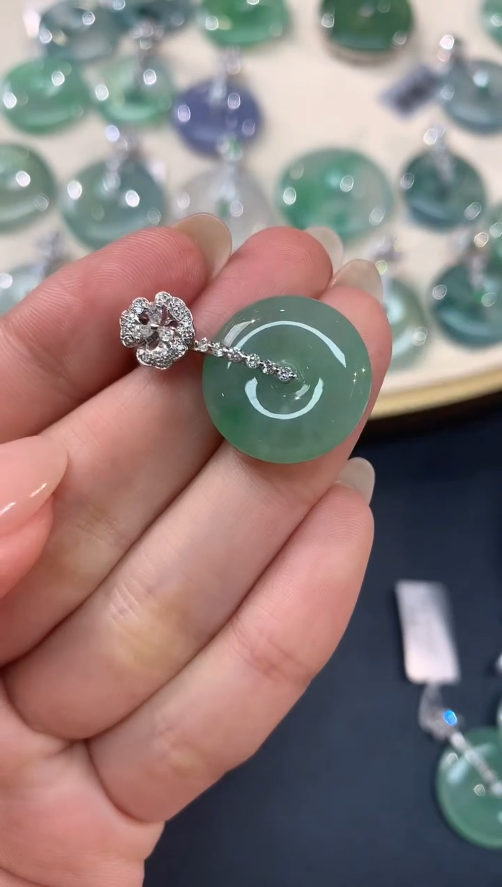 【闪购商品】翡翠吊坠(不含链)18K金镶嵌A343|5980