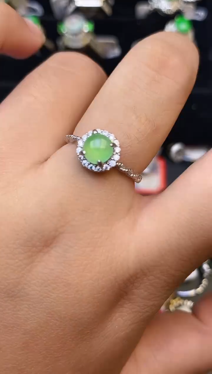 翡翠戒指银S925镶嵌百内无证书