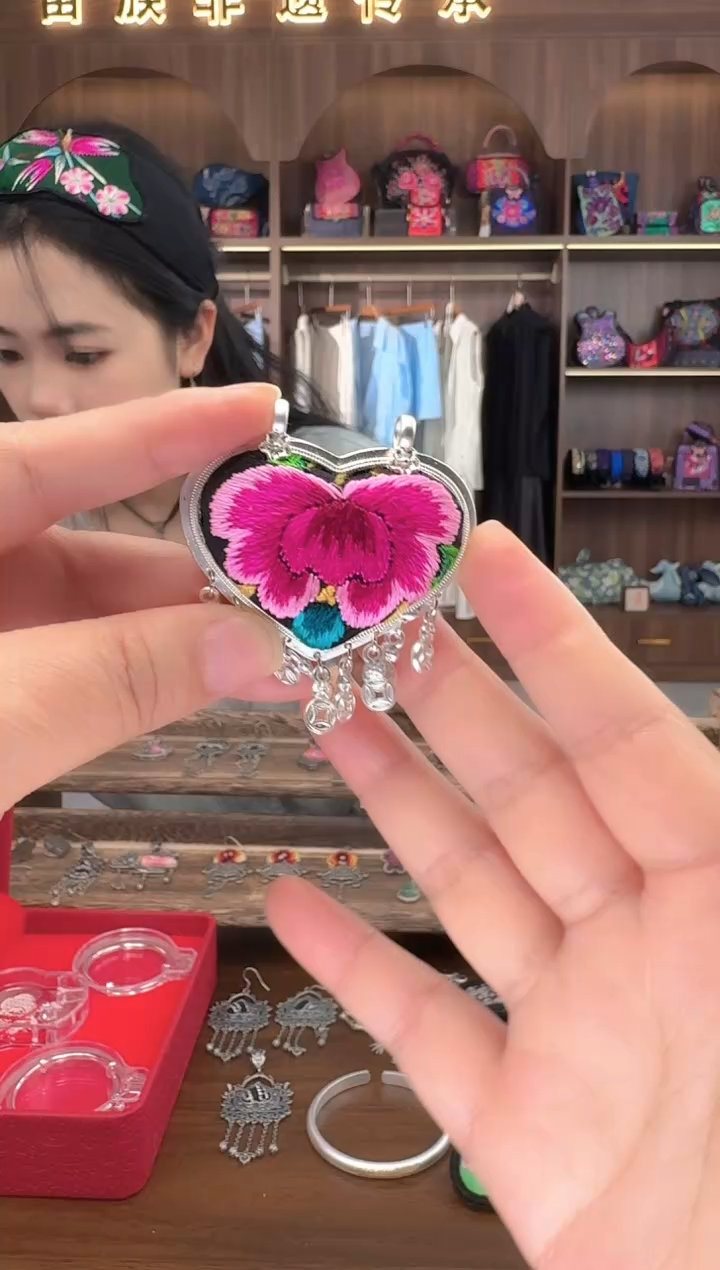 织绣扶光苗绣传承29