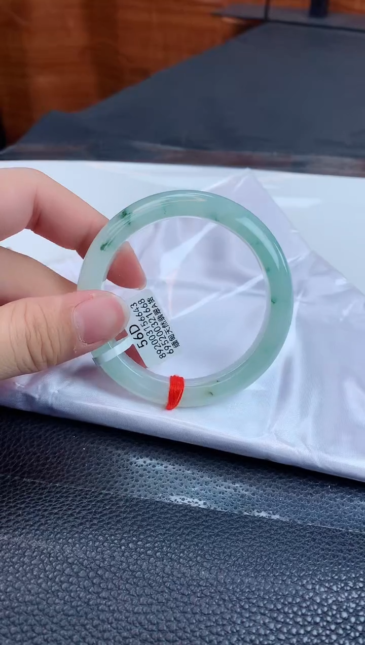 【闪购商品】翡翠手镯未镶嵌缅甸天然翡翠A货手镯