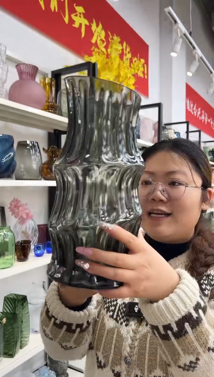 水养鲜花干花插花客厅装饰品中哈