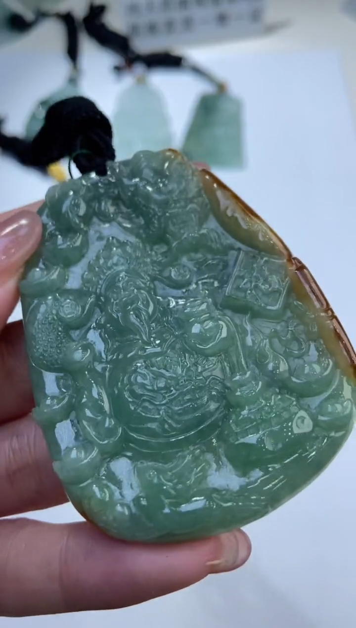 【闪购商品】翡翠挂件未镶嵌2202090 