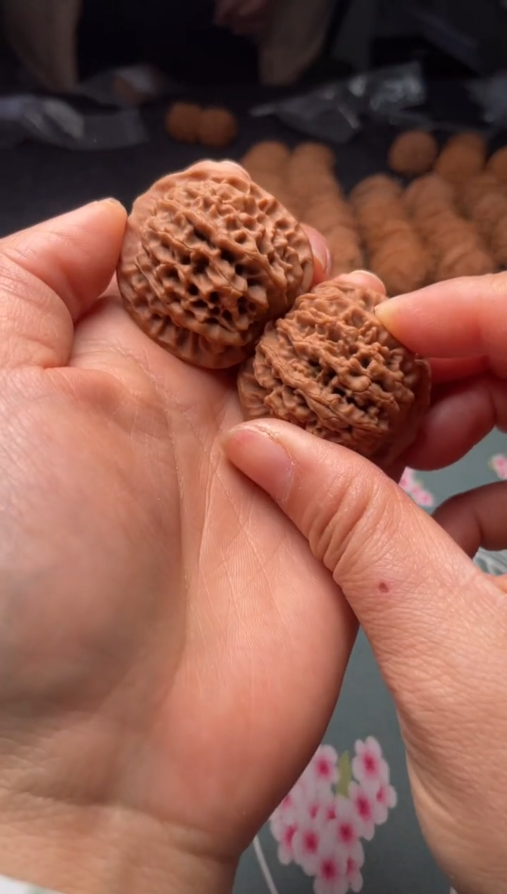 把件文玩核桃w100  秦闷 37尺