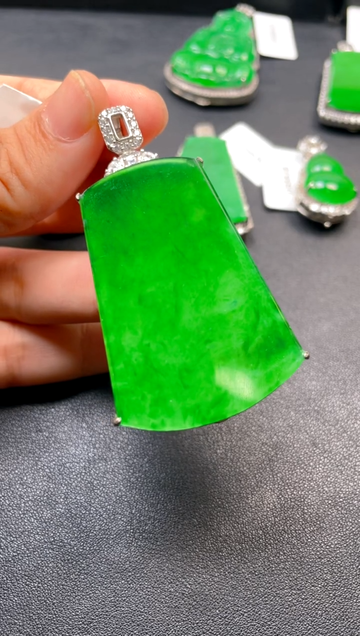 吊坠(不含链)银S925镶嵌翡翠吊坠