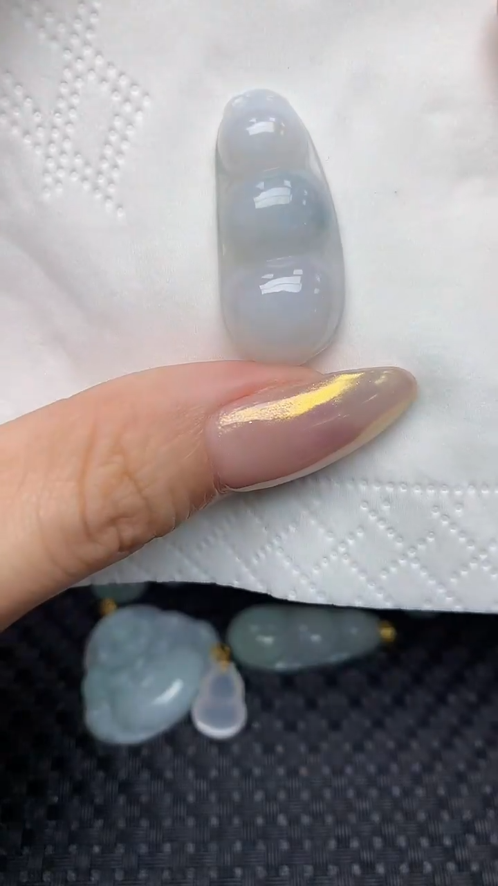 【闪购商品】翡翠颈饰未镶嵌天然翡翠a货
