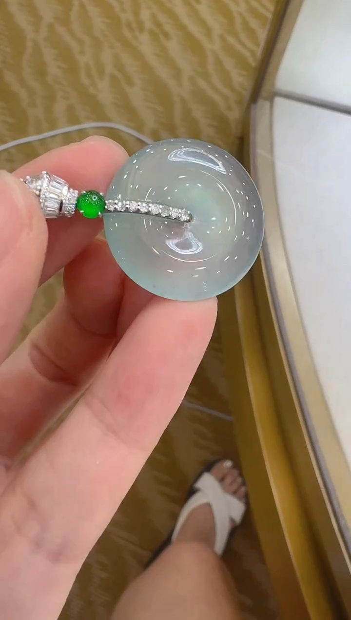 翡翠18K金镶嵌吊坠(不含链)多样性团购发一件