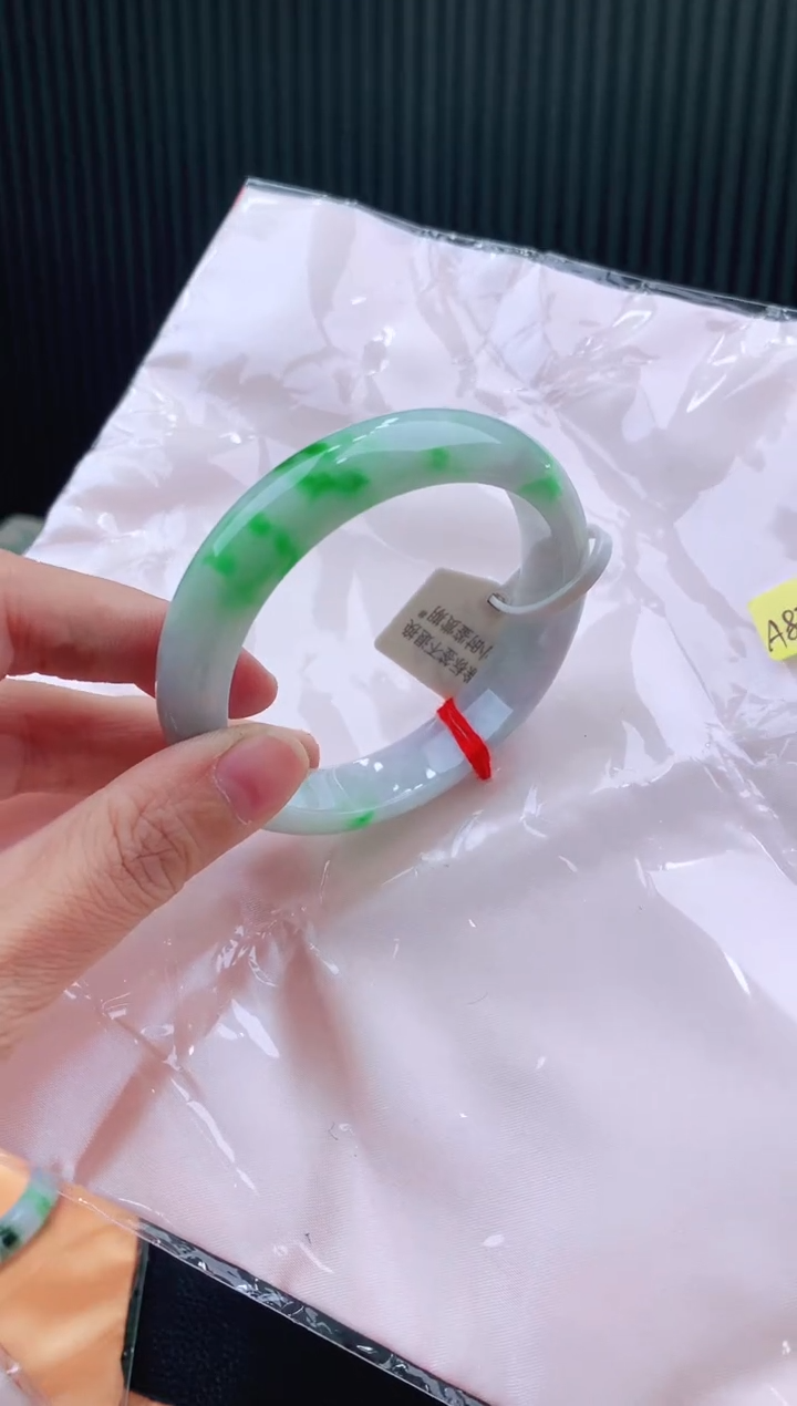 未镶嵌手镯翡翠58