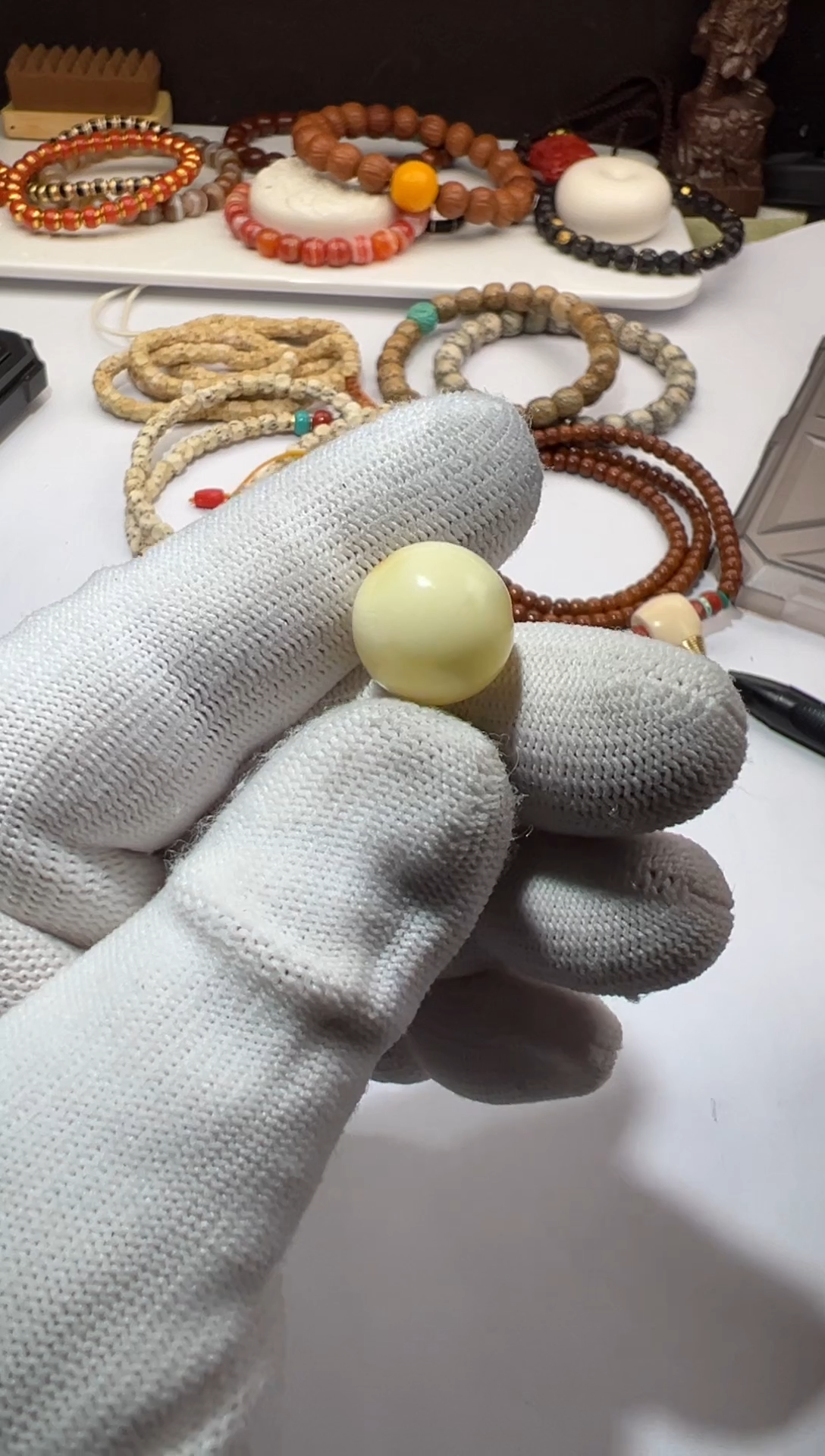 【闪购商品】蜜蜡吊坠(不含链)未镶嵌蜜蜡圆珠