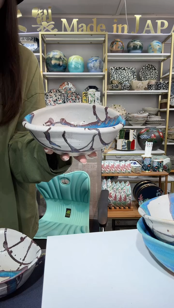 陶瓷20.5厘米椭圆钵一只蓝白