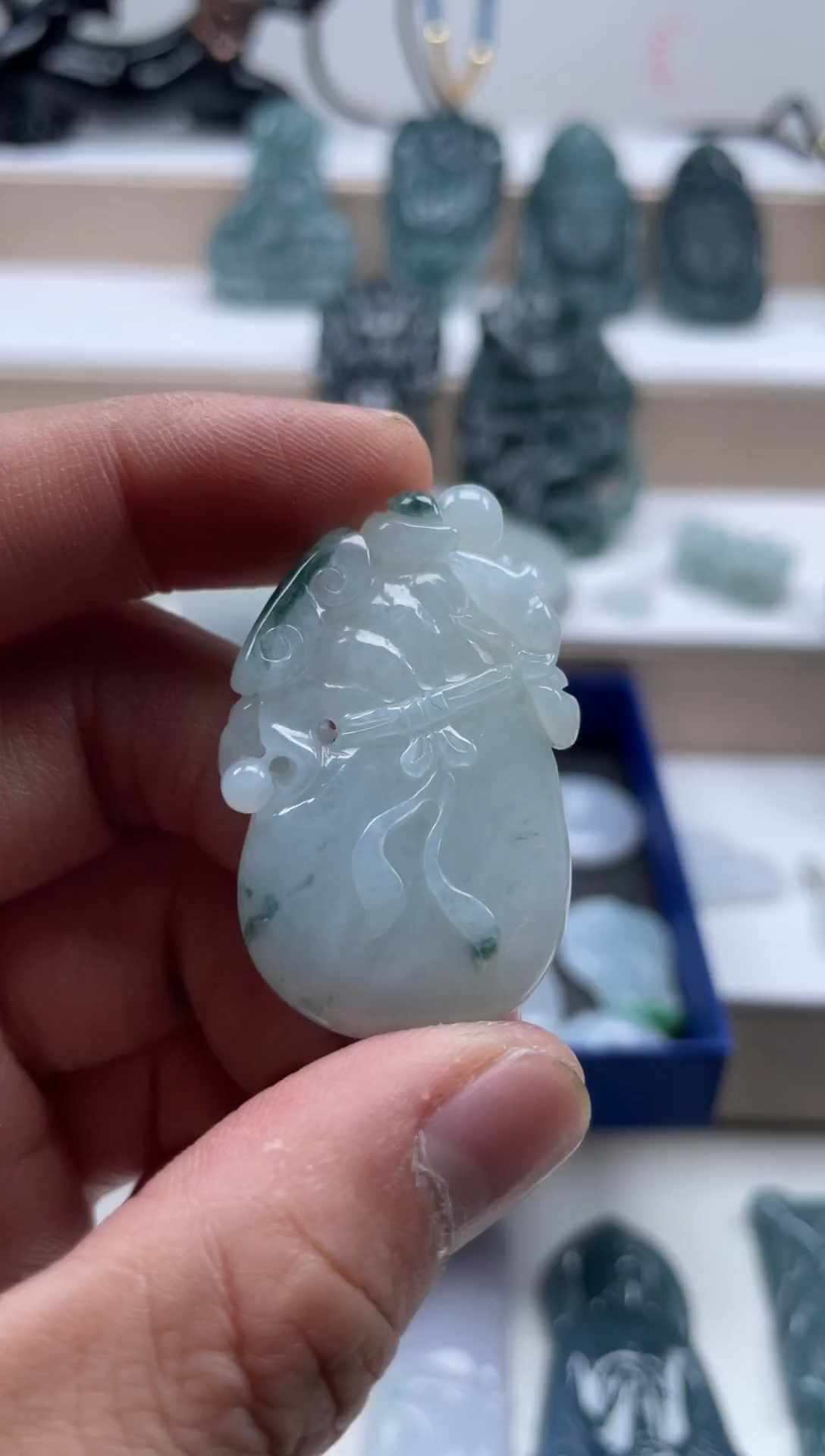 颈饰未镶嵌翡翠天然翡翠A货