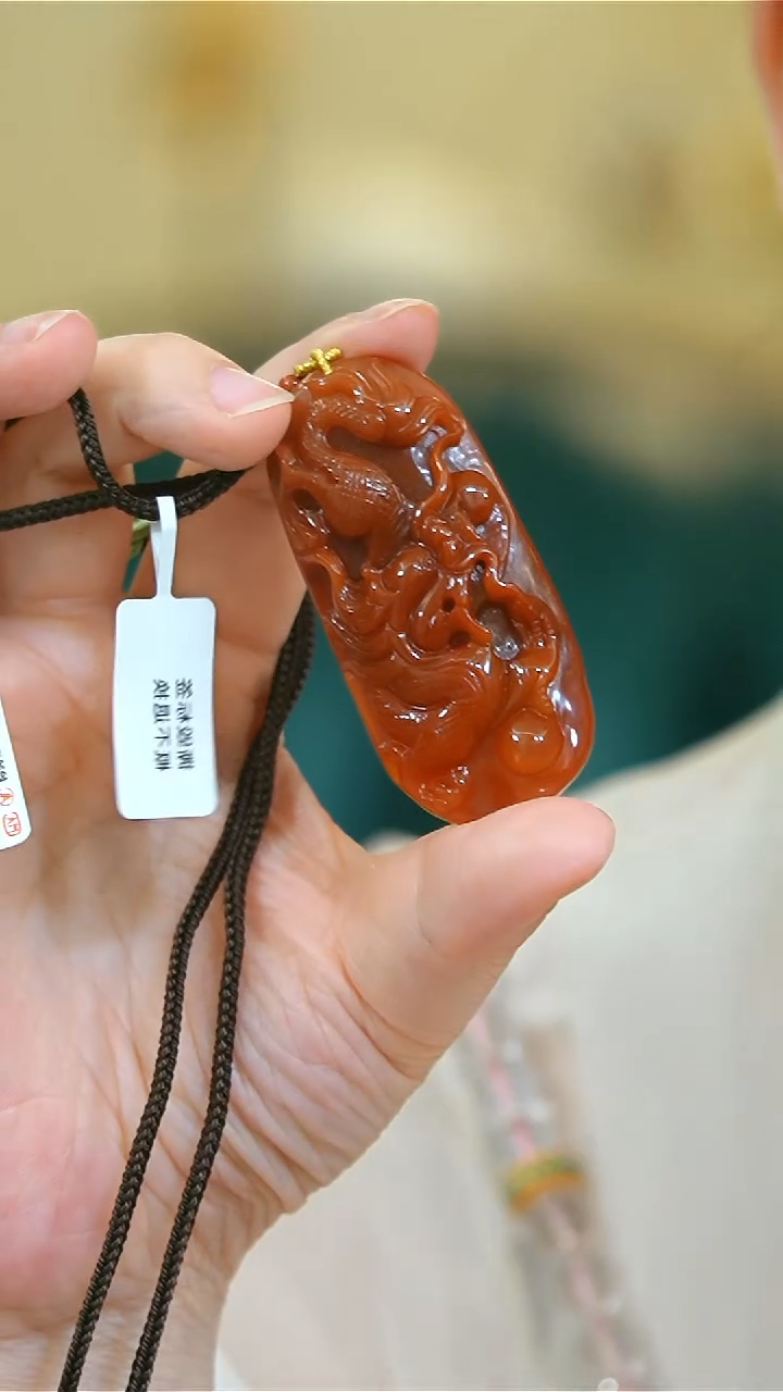 【闪购商品】水晶项链未镶嵌红水晶龙牌手工绳项链