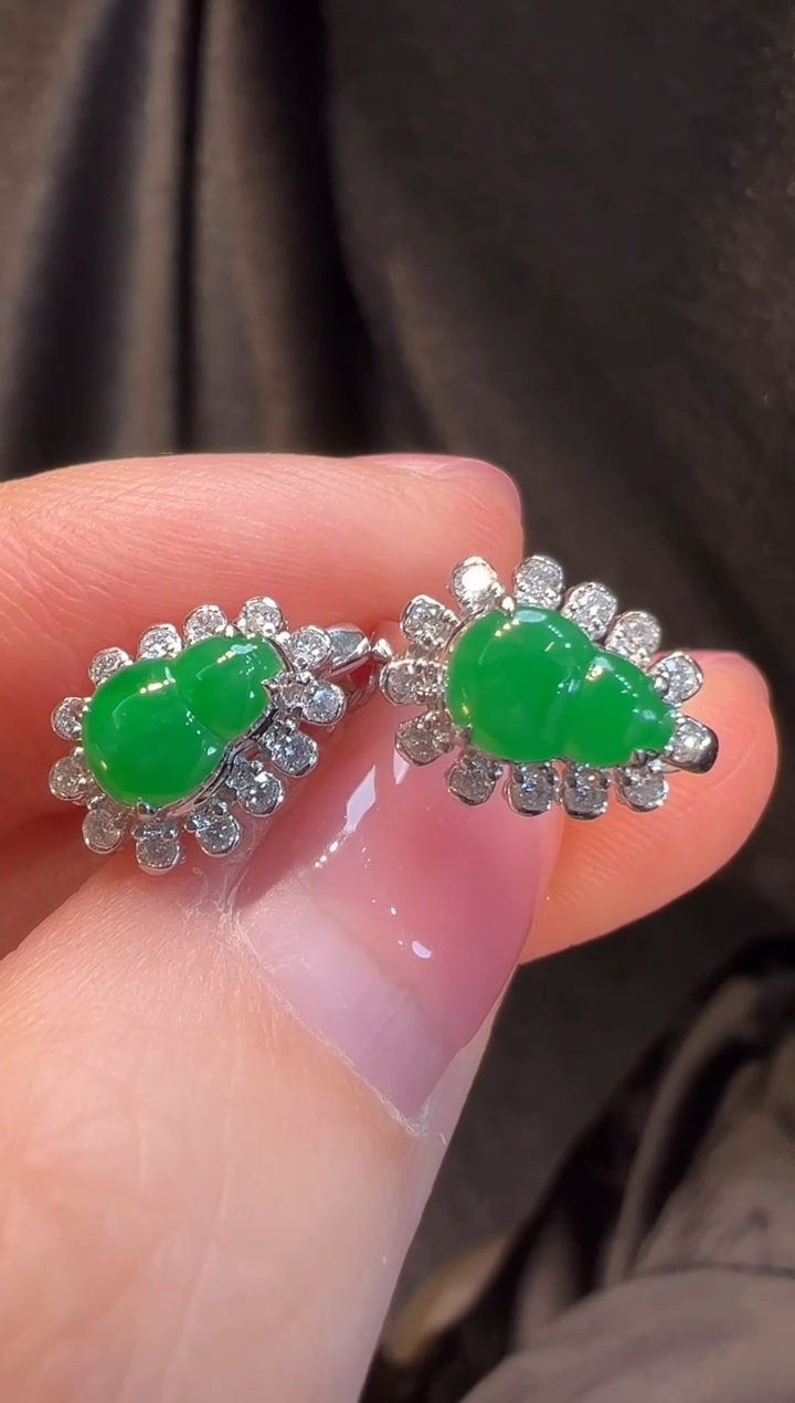 18K金镶嵌翡翠耳饰L6