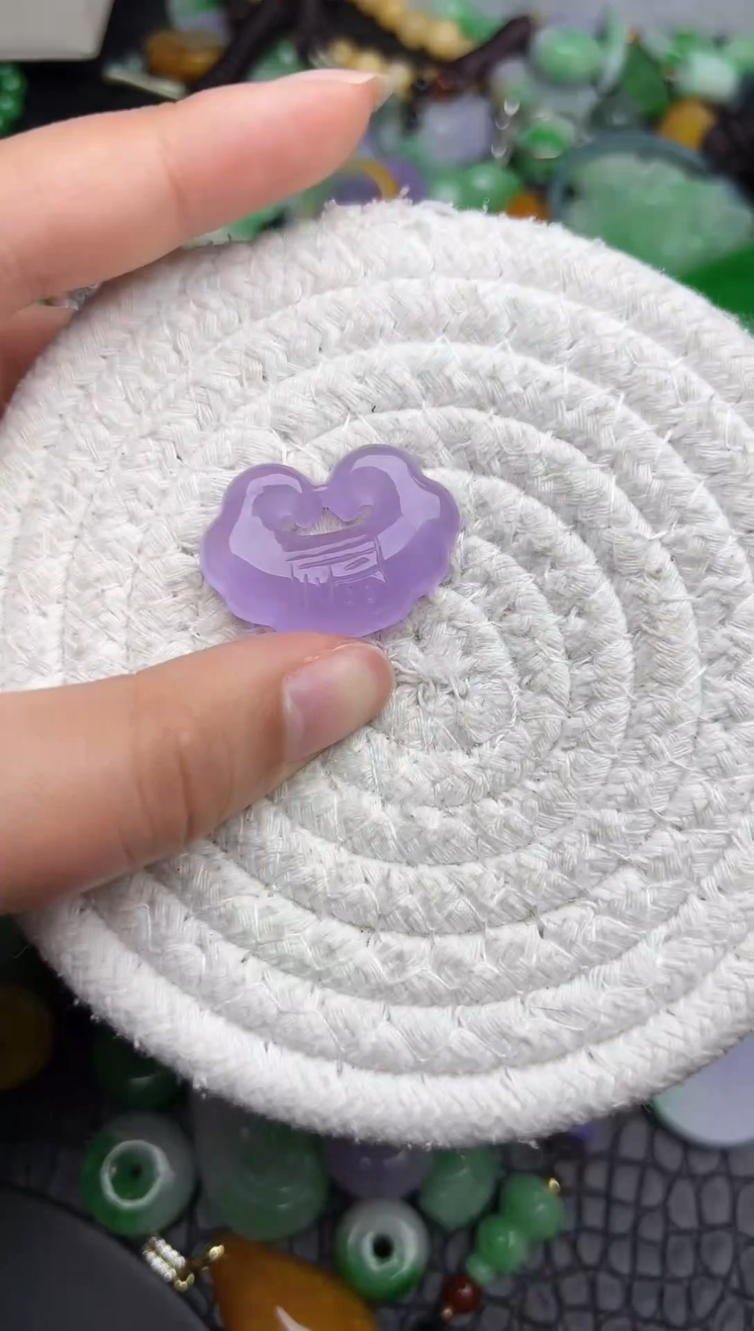 颈饰未镶嵌翡翠缅甸翡翠吊坠