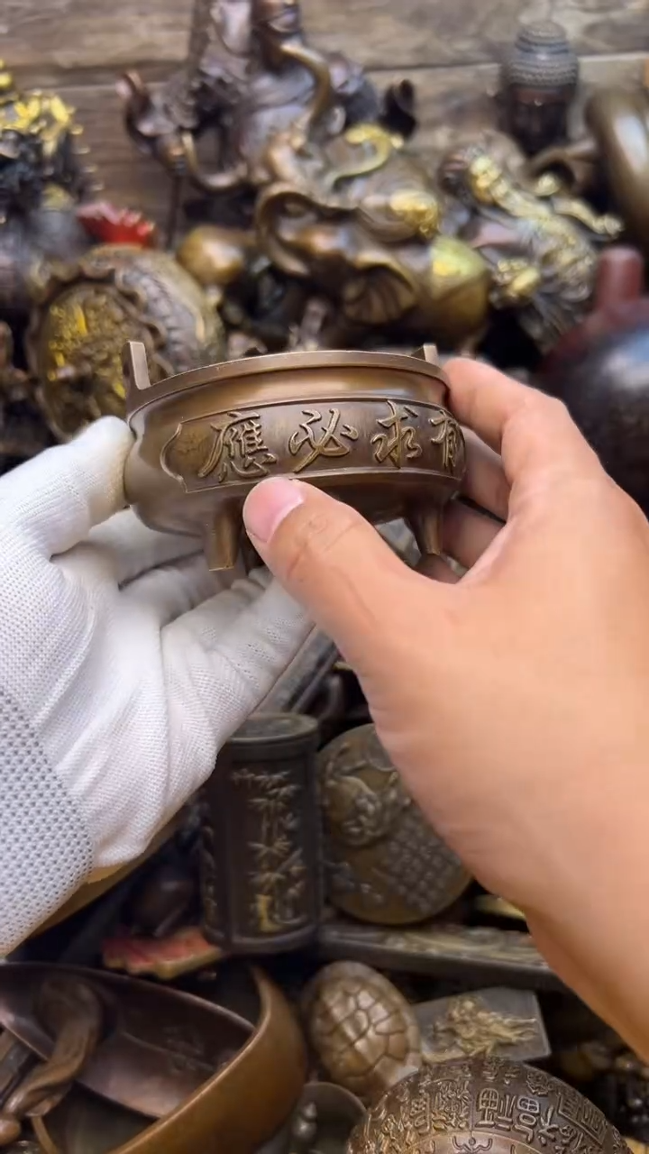 精美铜器，点击下单