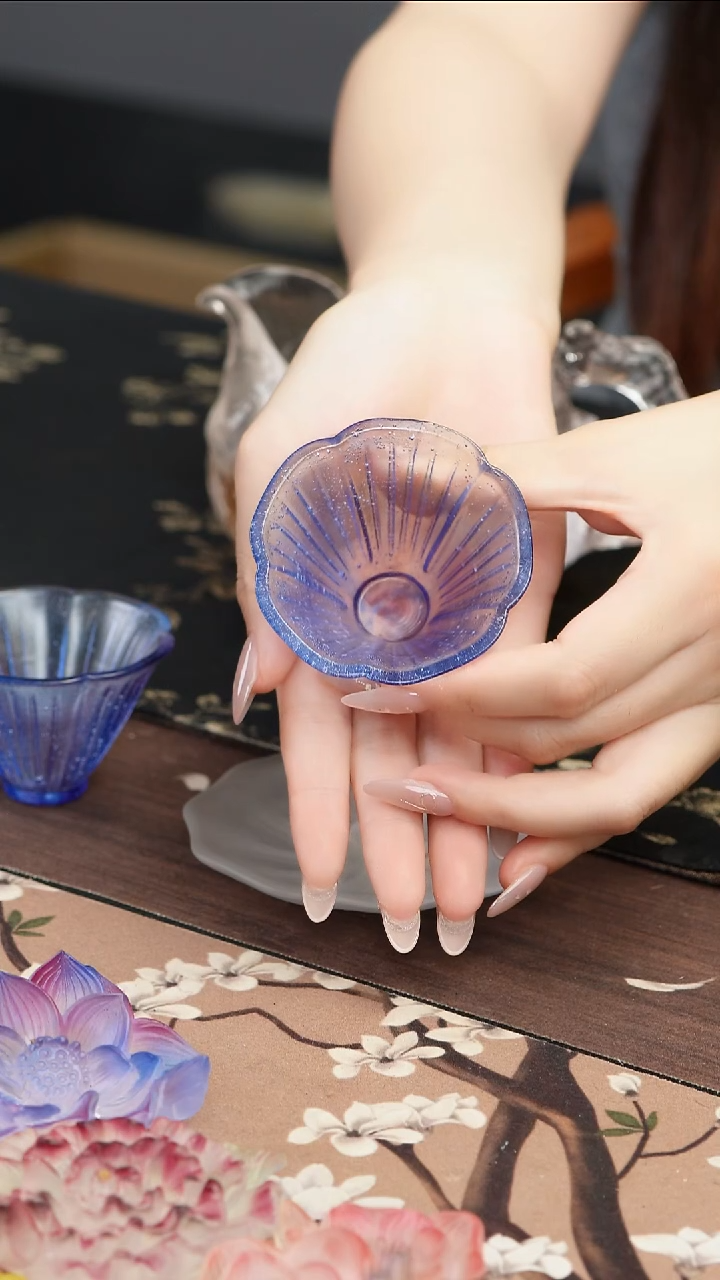 琉璃手工艺品蓝紫色花朵杯