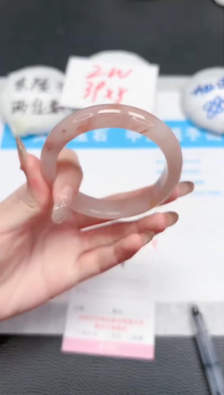 【闪购商品】石英质玉手镯未镶嵌489-55