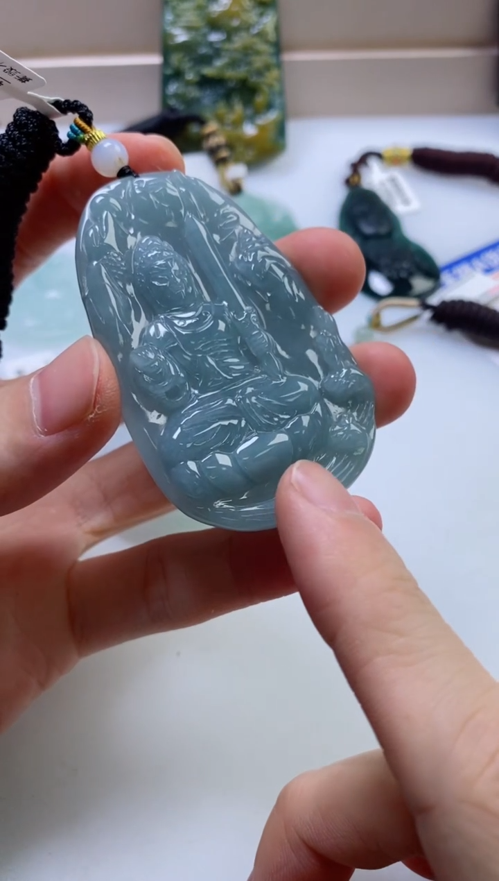 翡翠挂件未镶嵌               