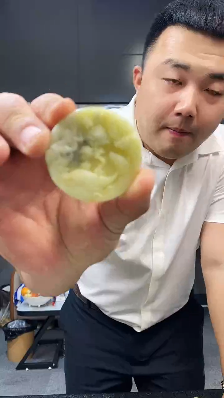 未镶嵌蛇纹石玉颈饰天然岫玉（多样性发其中之一）