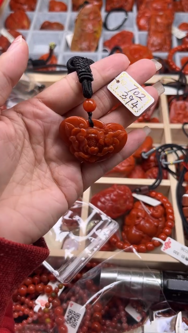 【闪购商品】南红玛瑙珠宝奇石未镶嵌702