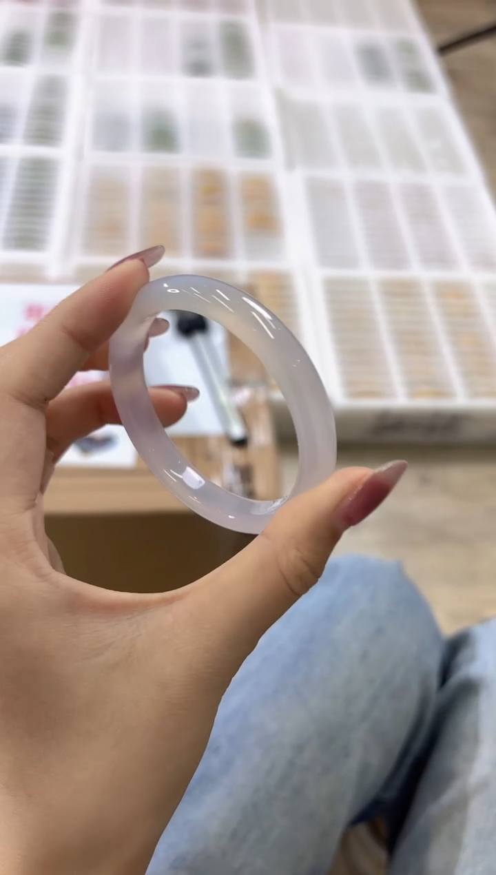 未镶嵌手镯石英质玉21-55L