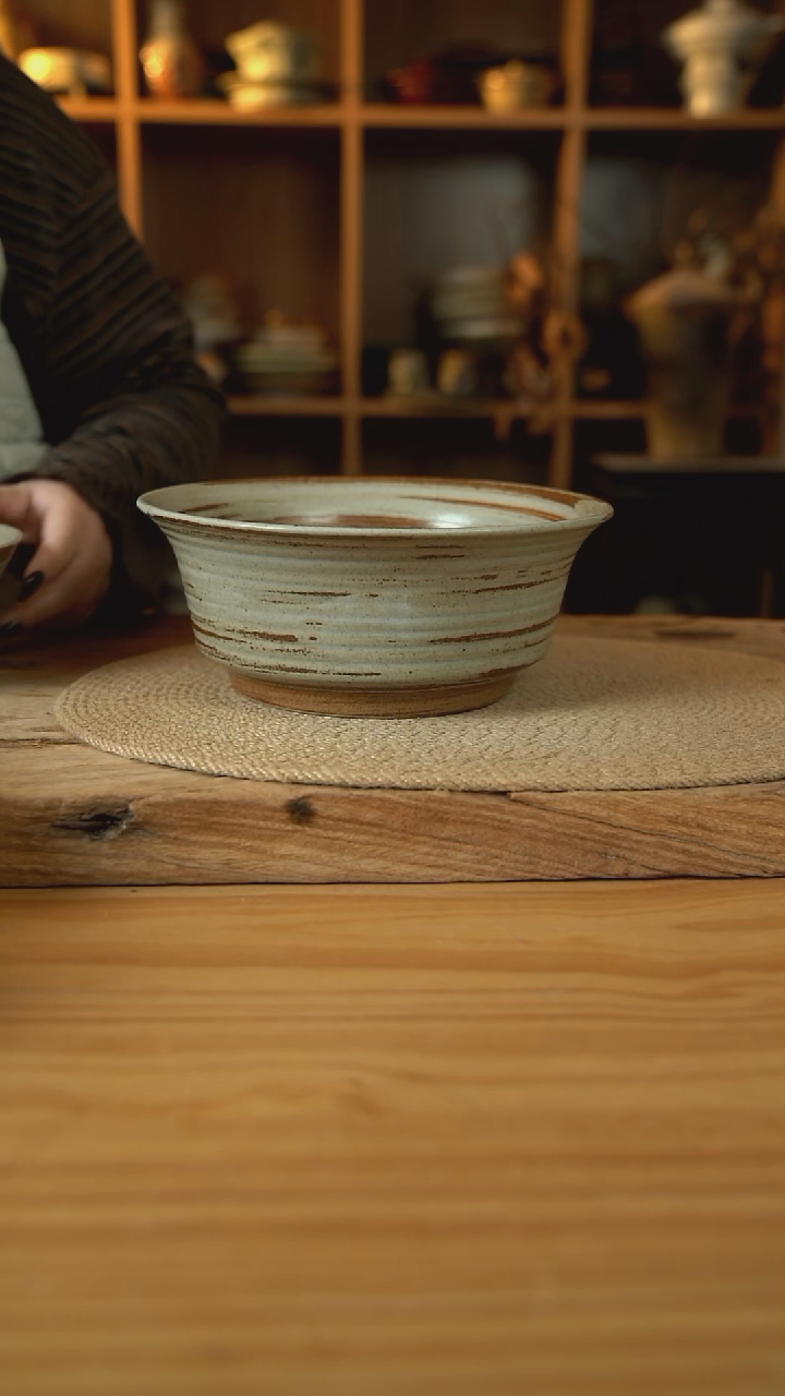 岁月风情系列的9英寸外纹大深盘1个