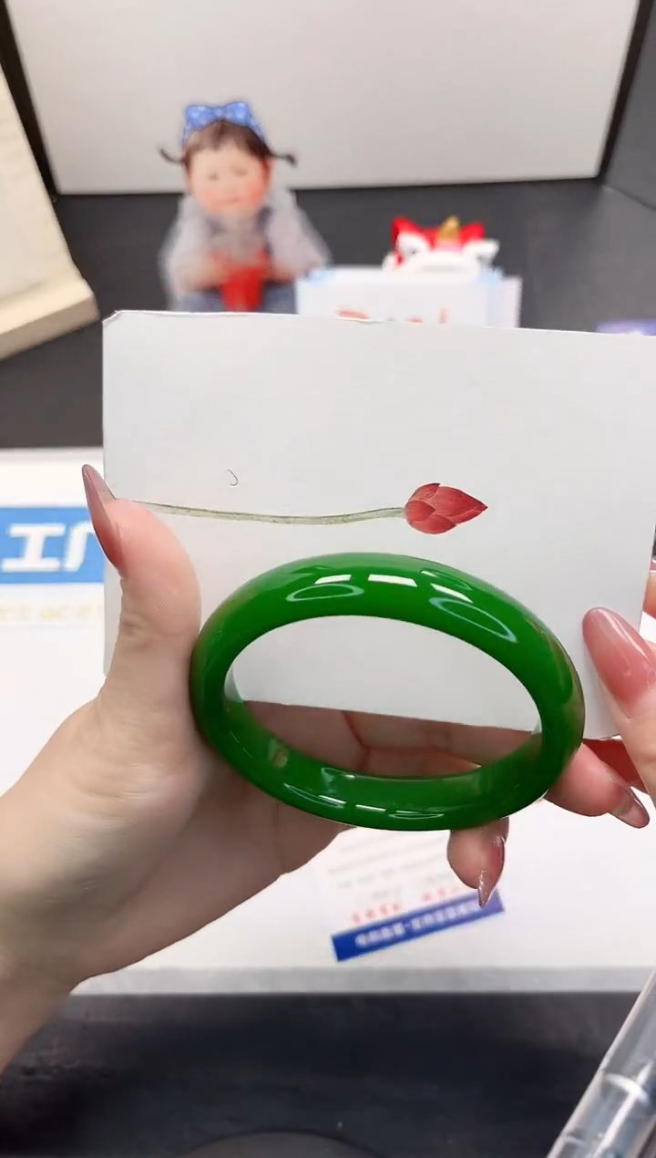 【闪购商品】石英质玉手镯未镶嵌284-63