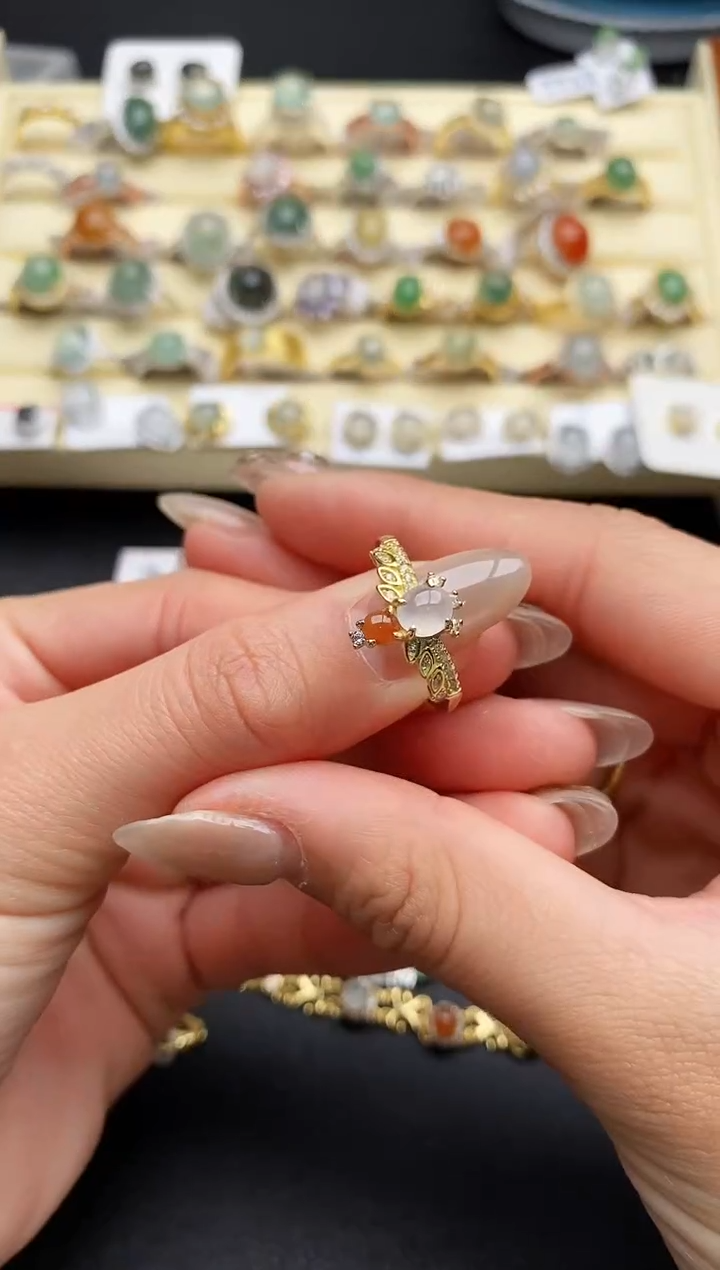 【闪购商品】翡翠戒指银S925镶嵌66666666+8