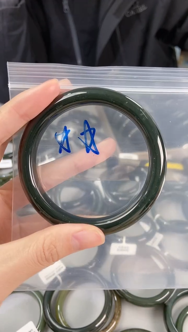 【闪购商品】和田玉手镯未镶嵌和田玉手镯