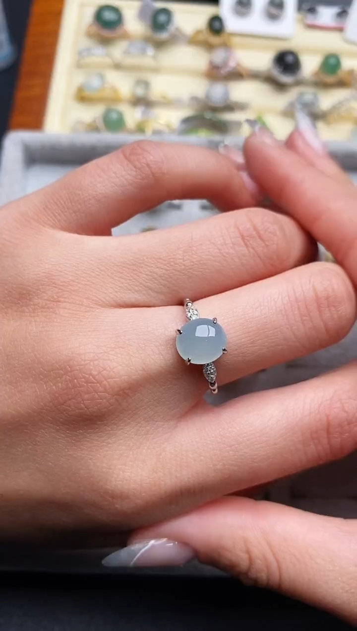 【闪购商品】翡翠戒指银S925镶嵌88888888+5